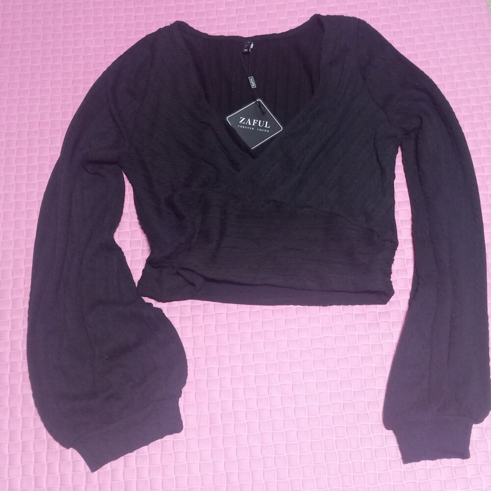 Zaful Black Criss Cross Cropped Top